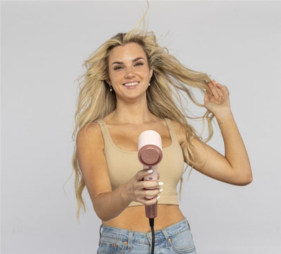 Less Static and Less Frizz and Flyaways